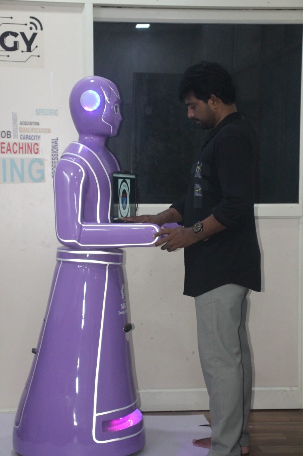 Robo Rani robot at an event